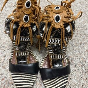 Sam Edelman Black, Tan & White Beaded Gladiator Heels